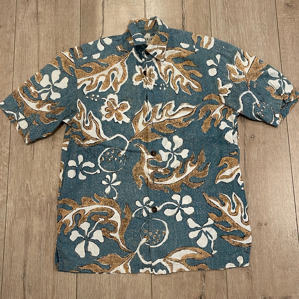 KAHALA XS Men’s Aloha Shirt!
